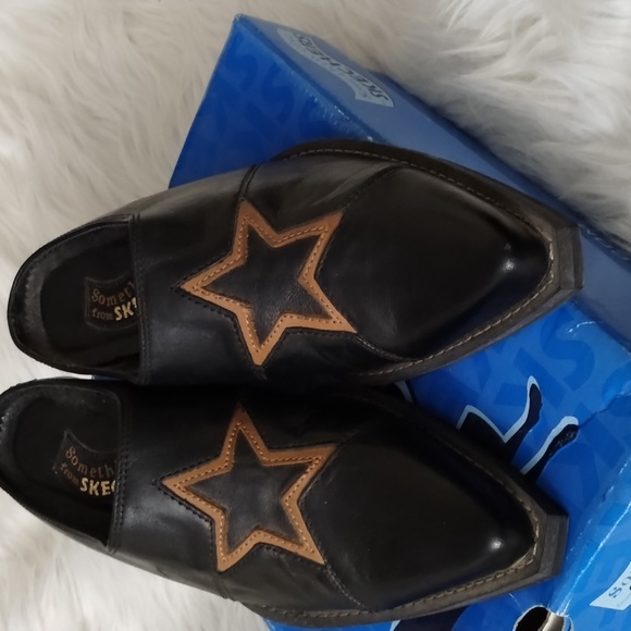 Somthin else from sketchers boots size 6.5 - Picture 2 of 6